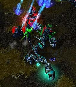 Archmage zaczyna rzucać czar aoe - blizzard na wrogie jednostki